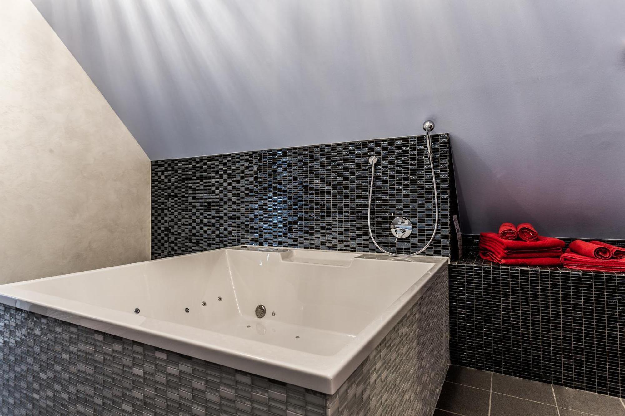 Lustra Stundenhotel - Adults Only Landshut Eksteriør bilde