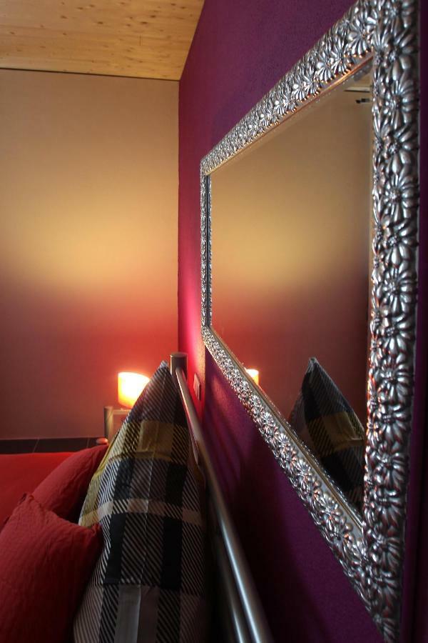 Lustra Stundenhotel - Adults Only Landshut Eksteriør bilde