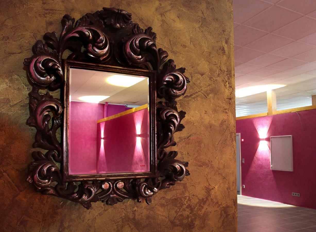 Lustra Stundenhotel - Adults Only Landshut Eksteriør bilde